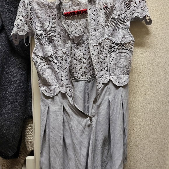 Selfie leslie romper - Picture 2 of 3